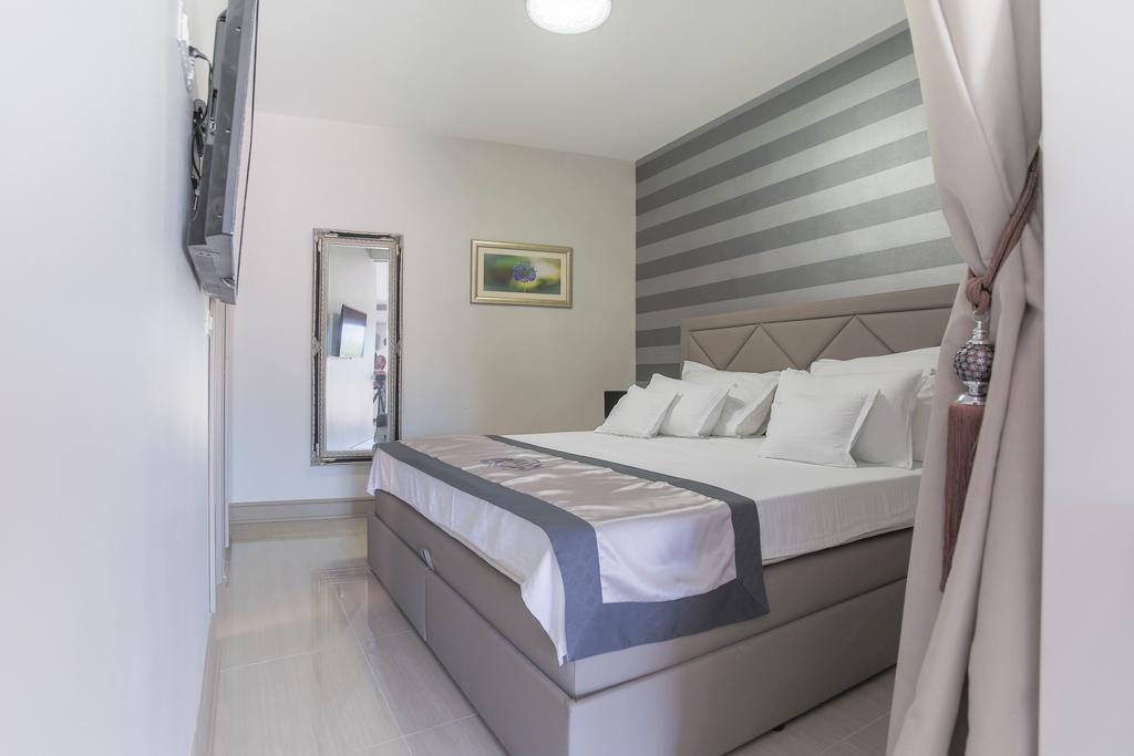 Villa Mendes Zastražišće 외부 사진
